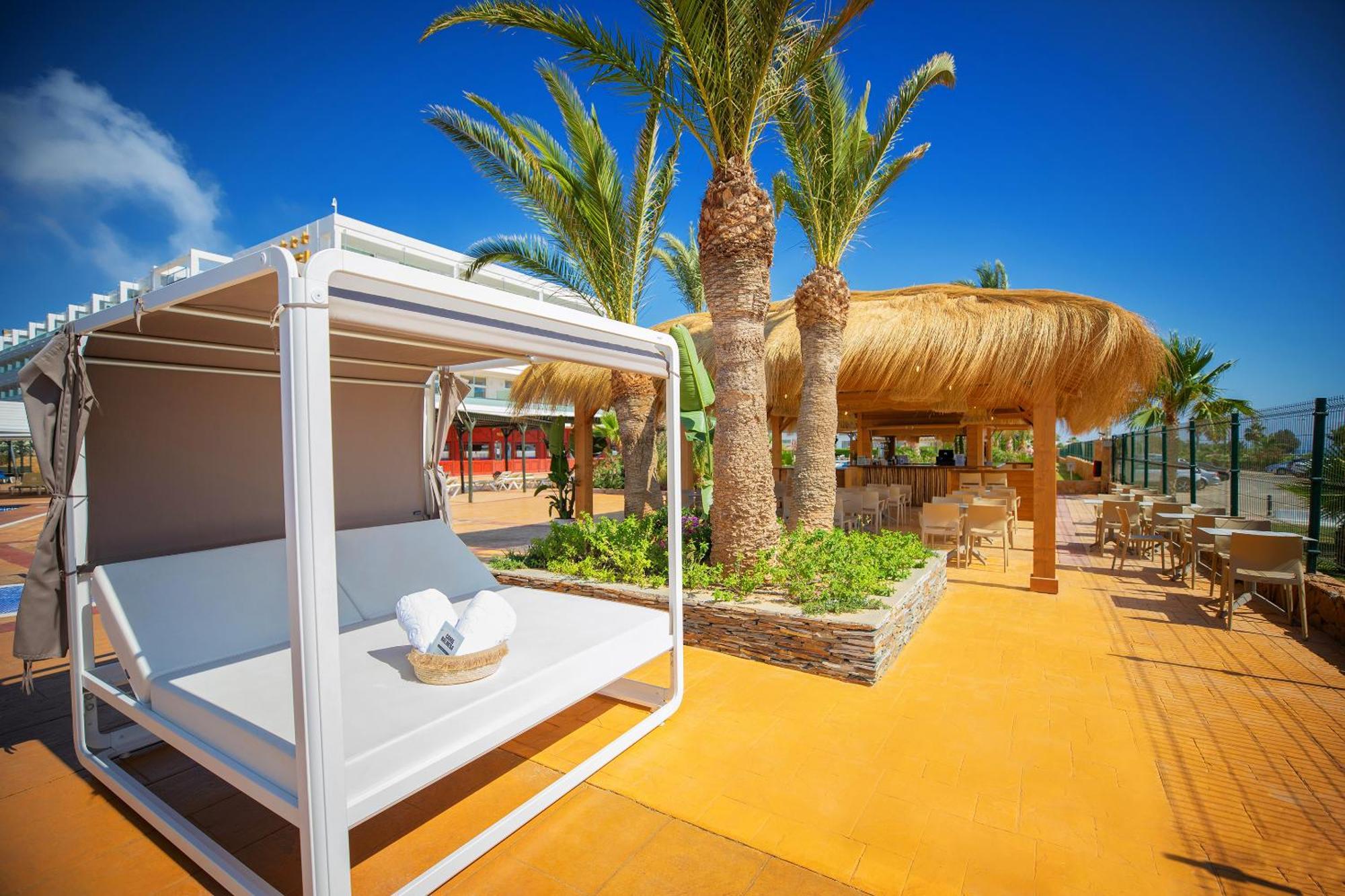 Hotel Servigroup Marina Playa 4*
